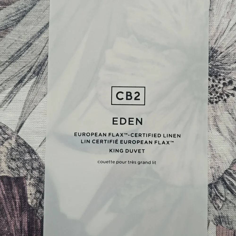 CB2 Eden Off White and Smoked Mauve Linen King Duvet Cover, Ratail $329.00 UAD